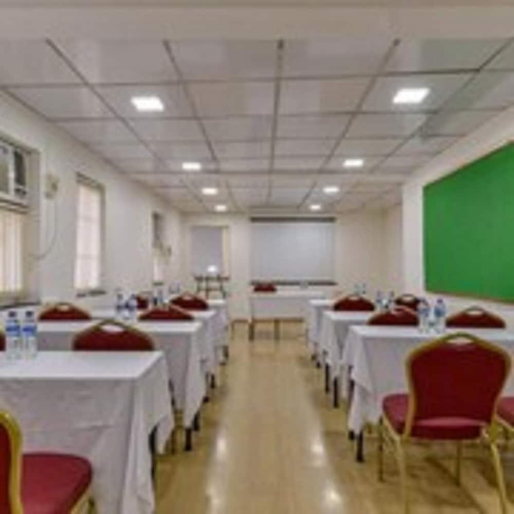Hotel Ajanta Βομβάη Εξωτερικό φωτογραφία