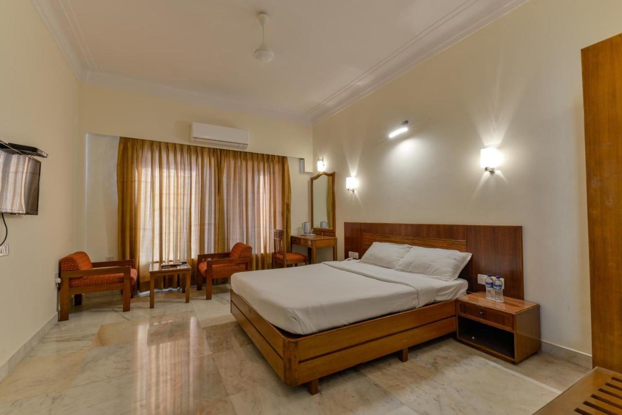 Hotel Ajanta Βομβάη Εξωτερικό φωτογραφία